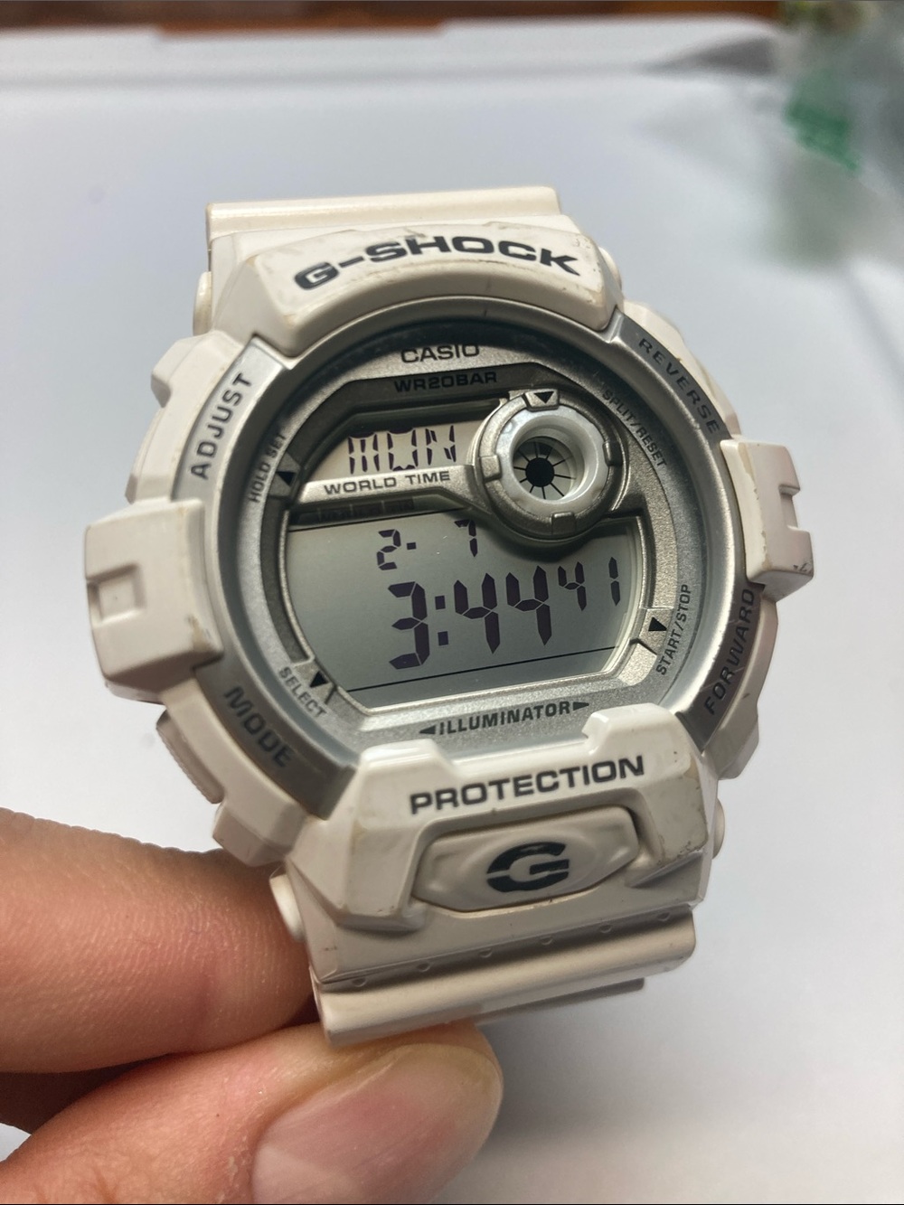 Casio G-Shock White and Silver Digital Watch, G-8900A, working battery